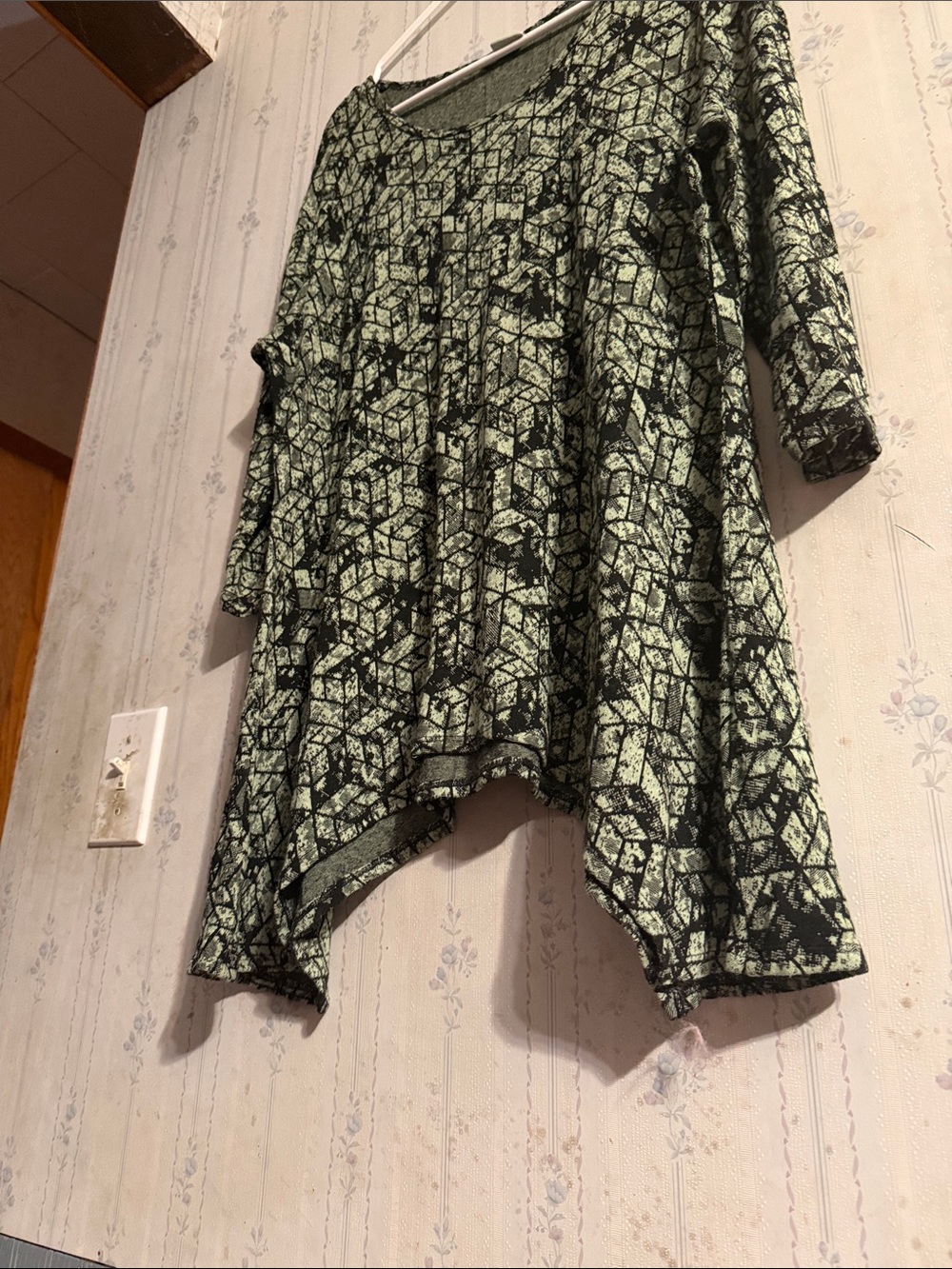 Asymmetric Tunic Top in Light Green and Black